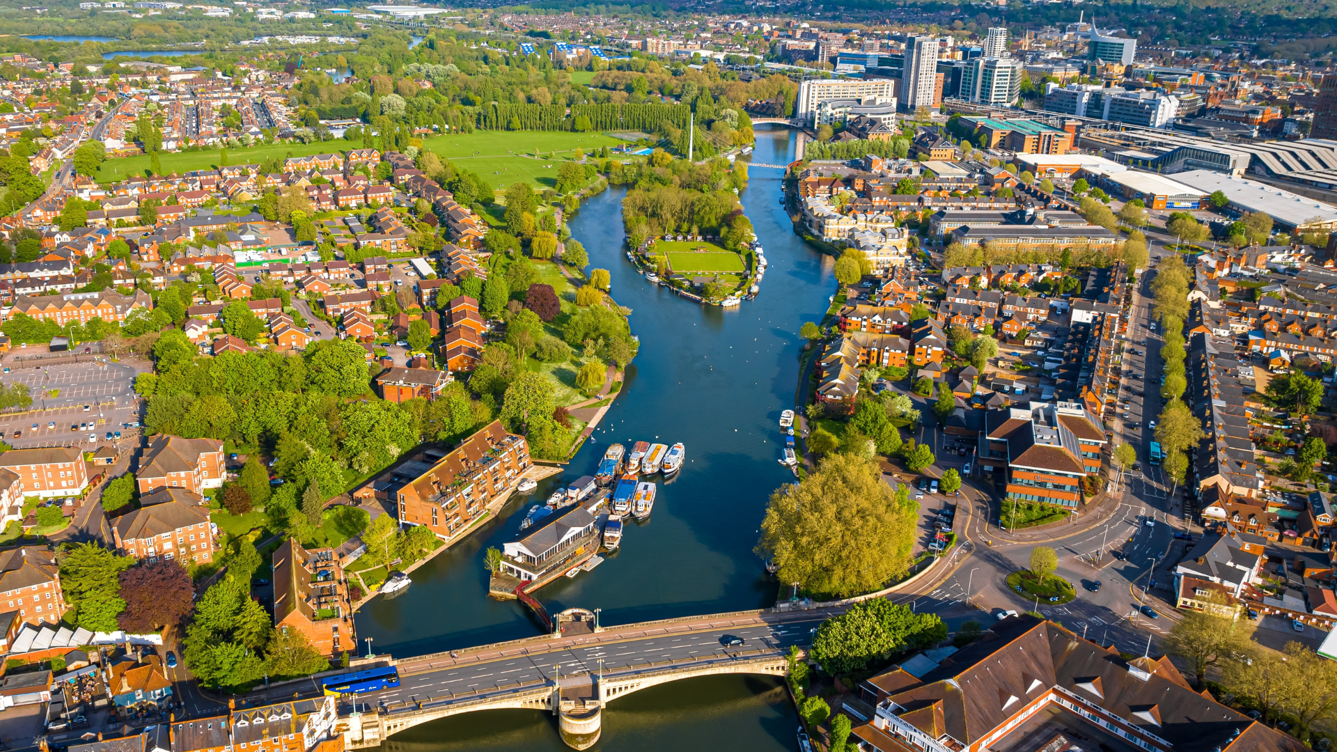 Panaromic view of Reading's river and surrounding area