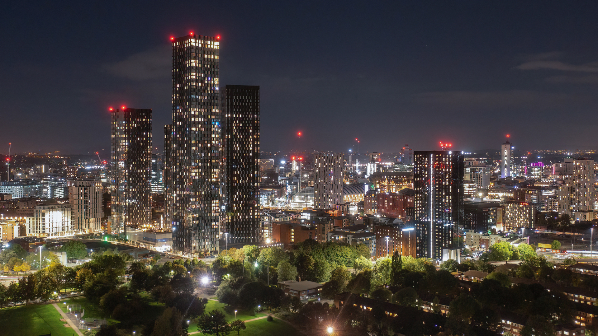 a UK smarter city at night